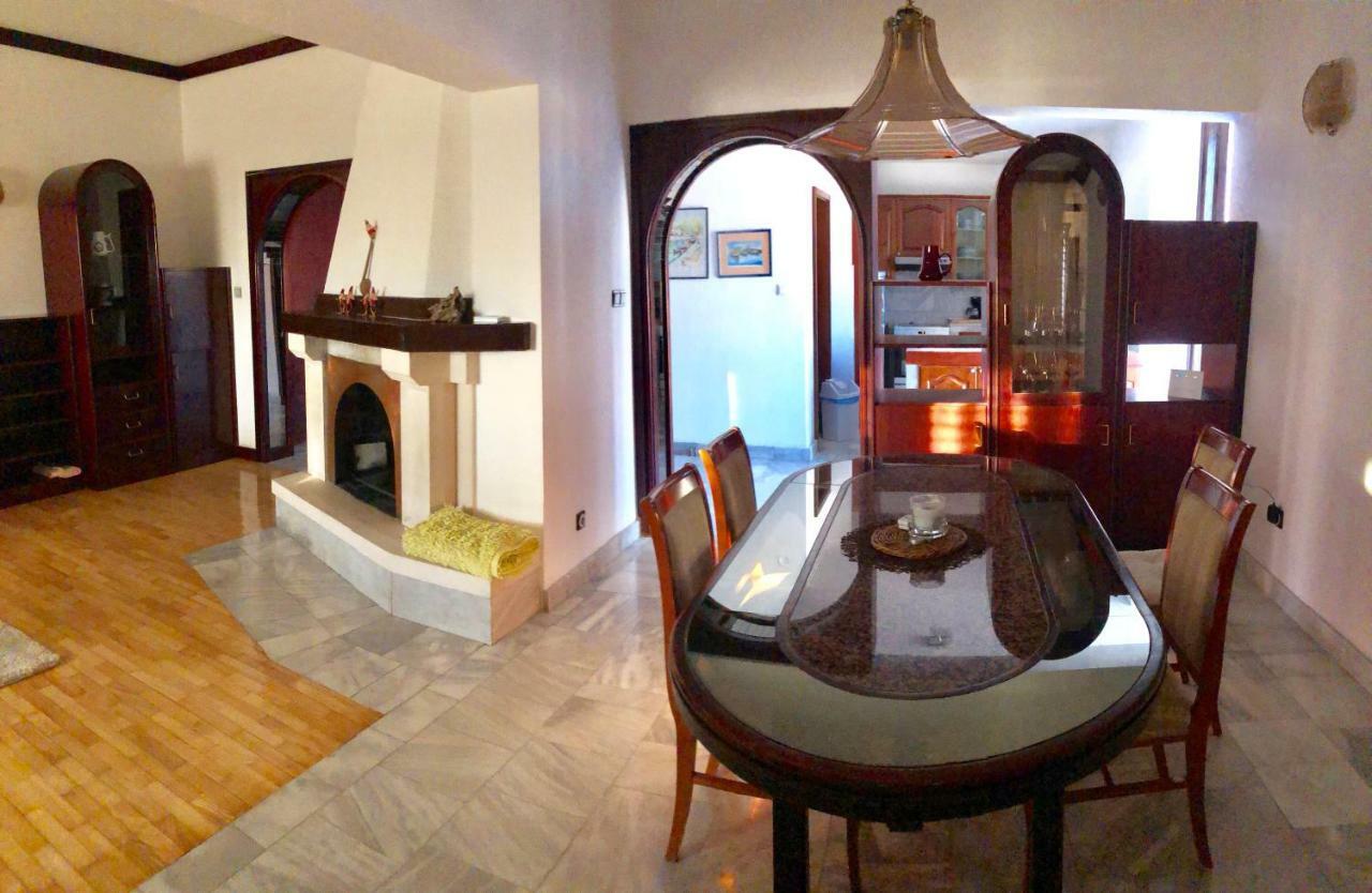 Sea View Family Apartment Башка-Вода Экстерьер фото